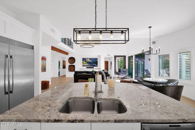 3811 N 64TH Street, Scottsdale, AZ 85251