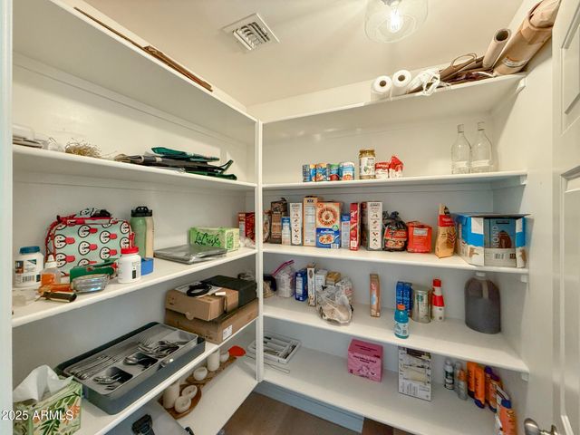 3811 N 64TH Street, Scottsdale, AZ 85251