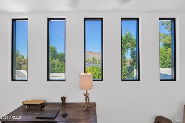 3811 N 64TH Street, Scottsdale, AZ 85251