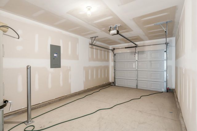 123 Cloverfield Lane, Spartanburg, SC 29303