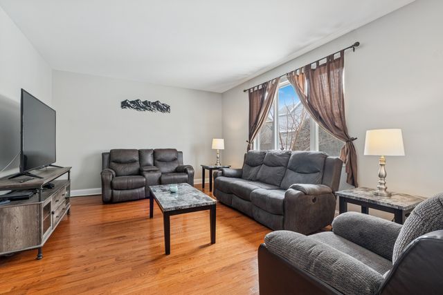 1507 Legacy Pointe Boulevard, Joliet, IL 60431