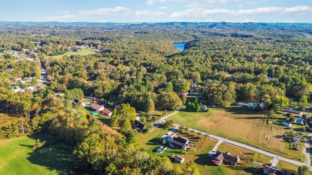 24 Beehive Lane, Corbin, KY 40701