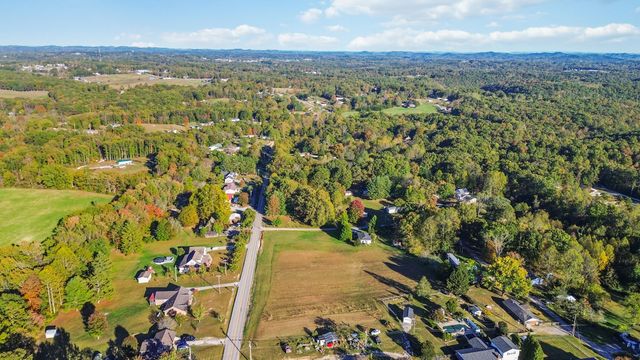 24 Beehive Lane, Corbin, KY 40701