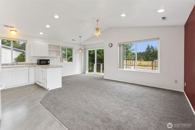 18024 Jordan Street SW, Rochester, WA 98579
