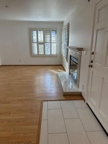 808 Red Leaf Court, San Francisco, CA 94134