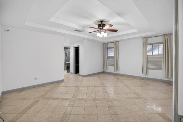 4915 Cross Creek Court, Arlington, TX 76017