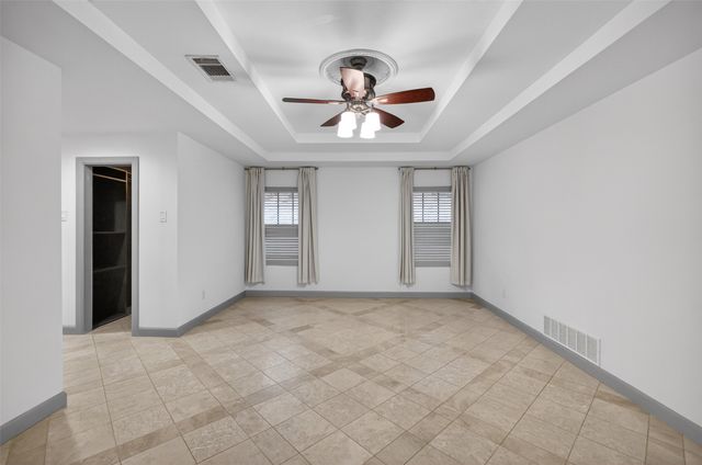 4915 Cross Creek Court, Arlington, TX 76017