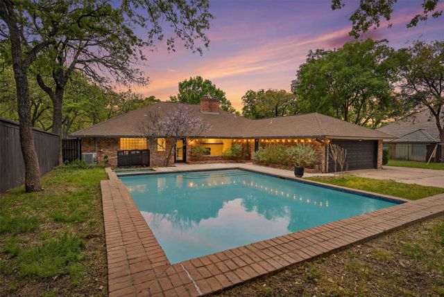 4915 Cross Creek Court, Arlington, TX 76017