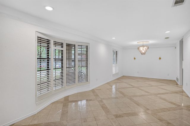 4915 Cross Creek Court, Arlington, TX 76017