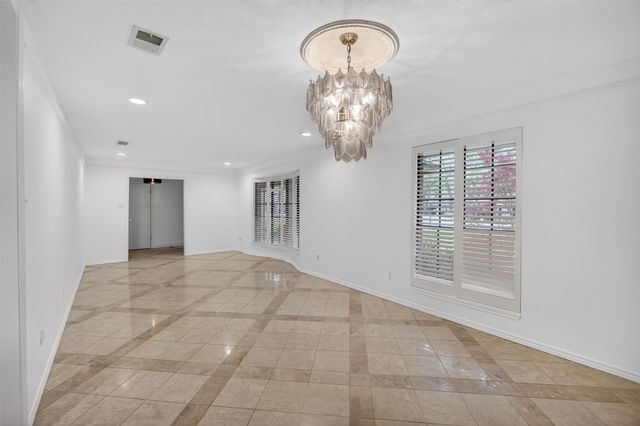 4915 Cross Creek Court, Arlington, TX 76017