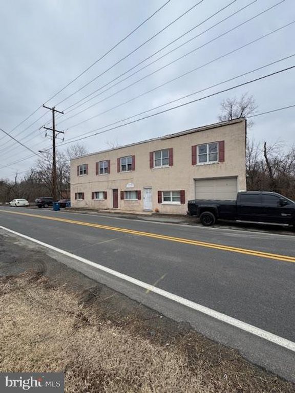 Image 1 of property listing at 111 CECIL AVE, North East, MD 21901