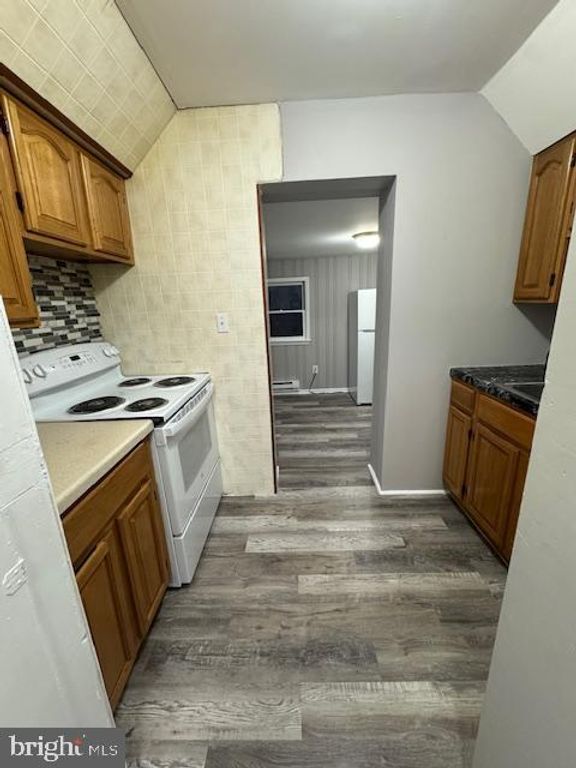 Image 9 of property listing at 111 CECIL AVE, North East, MD 21901