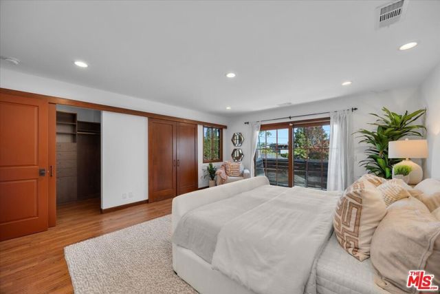 2504 Ocean Avenue, Venice (los Angeles), CA 90291