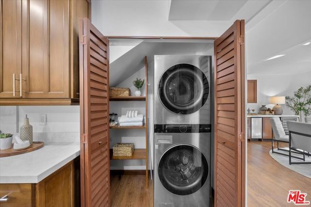 2504 Ocean Avenue, Venice (los Angeles), CA 90291