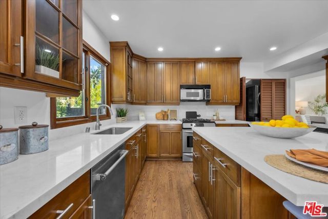 2504 Ocean Avenue, Venice (los Angeles), CA 90291