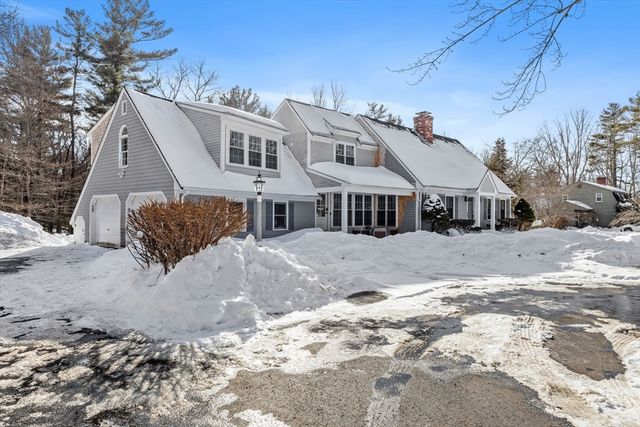 935 King St, Raynham, MA 02767