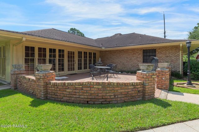 1100 W Gilman Road, Lafayette, LA 70501