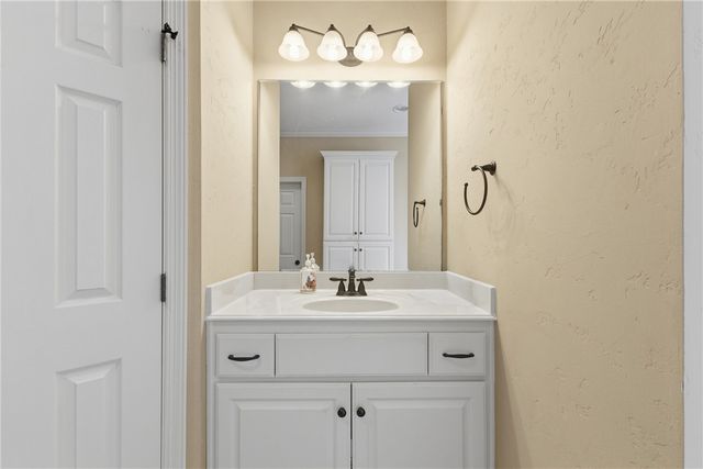 2116 Rockcliffe Loop, College Station, TX 77845