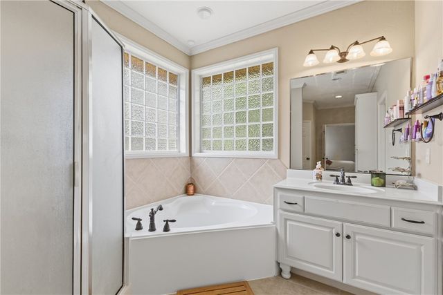 2116 Rockcliffe Loop, College Station, TX 77845
