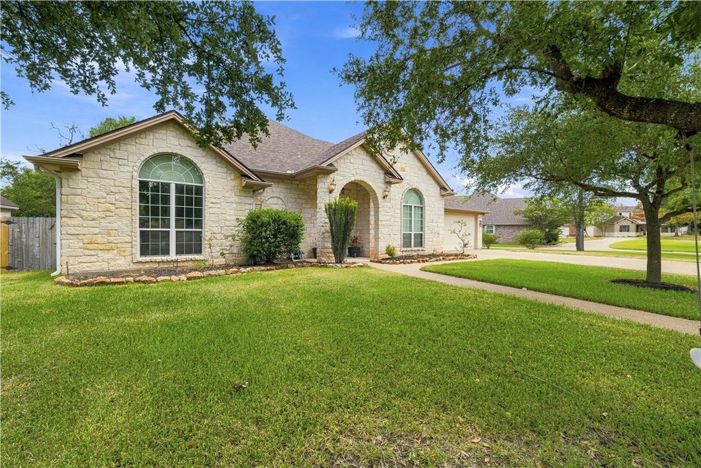 2116 Rockcliffe Loop, College Station, TX 77845 — photo 2