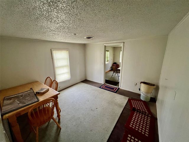 324 Pecan Lane, Newcastle, TX 76372