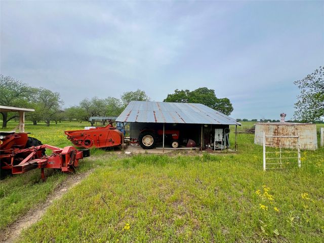 324 Pecan Lane, Newcastle, TX 76372