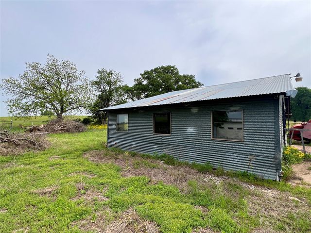 324 Pecan Lane, Newcastle, TX 76372