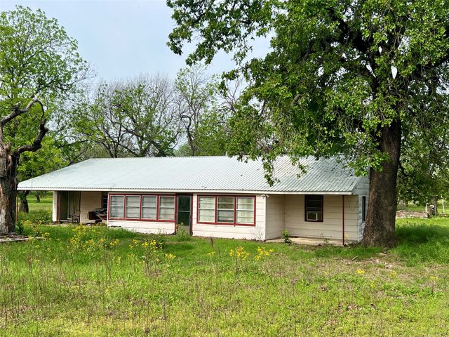 324 Pecan Lane, Newcastle, TX 76372