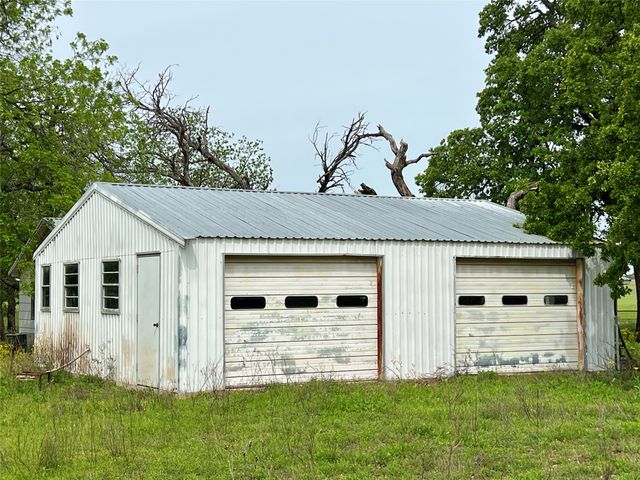 324 Pecan Lane, Newcastle, TX 76372