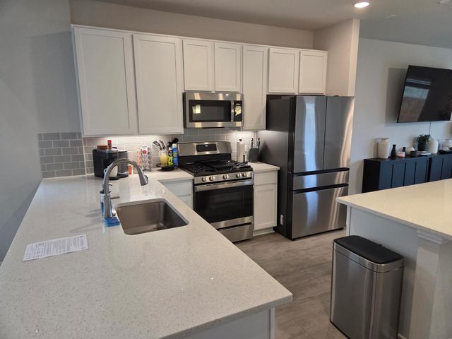 151 Arches DR, Kyle, TX 78640