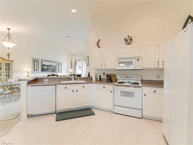 23601 Sandycreek TER # 908, Estero, FL 34135