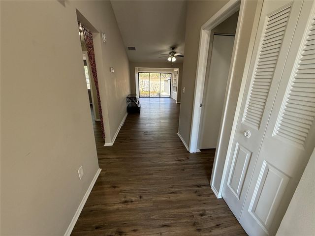 3246 FOX LAKE DRIVE, Tampa, FL 33618