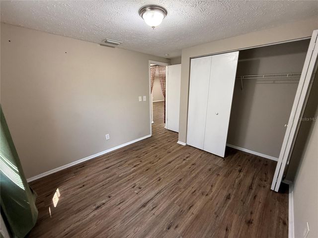 3246 FOX LAKE DRIVE, Tampa, FL 33618