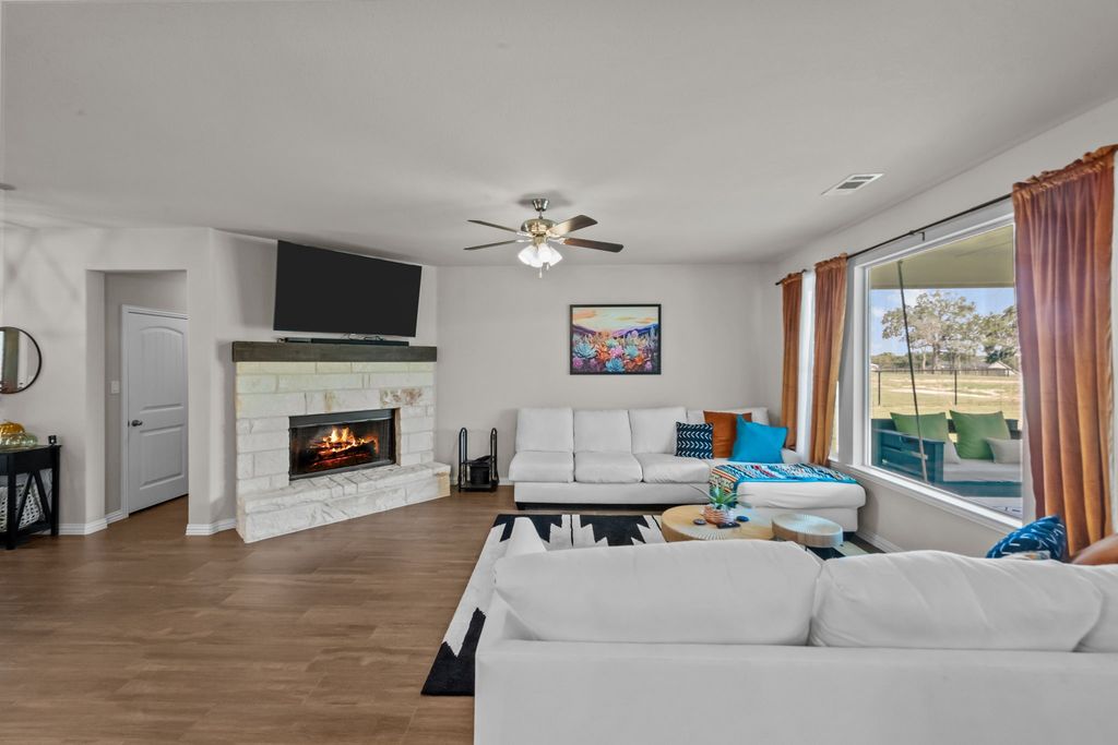 property-img