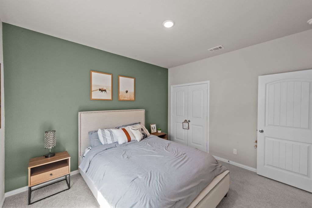 property-img