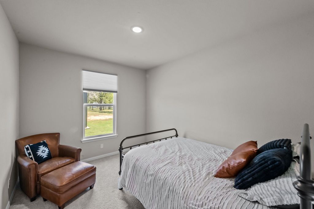 property-img