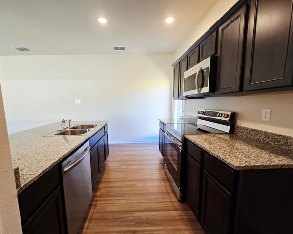 3105 Mesa Drive, Longview, TX 75601