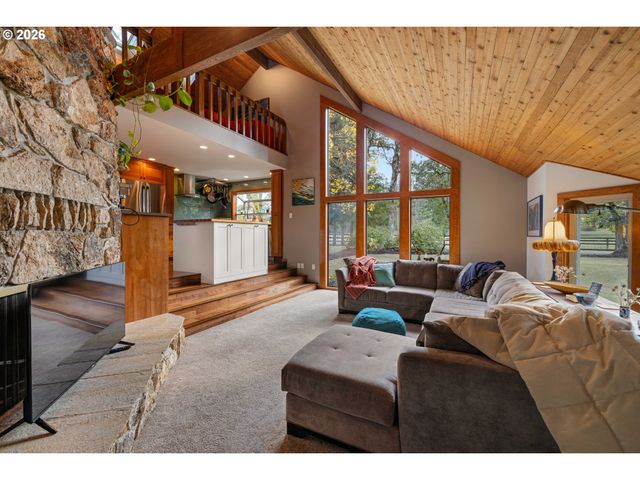 34817 MATTHEWS Rd, Eugene, OR 97405