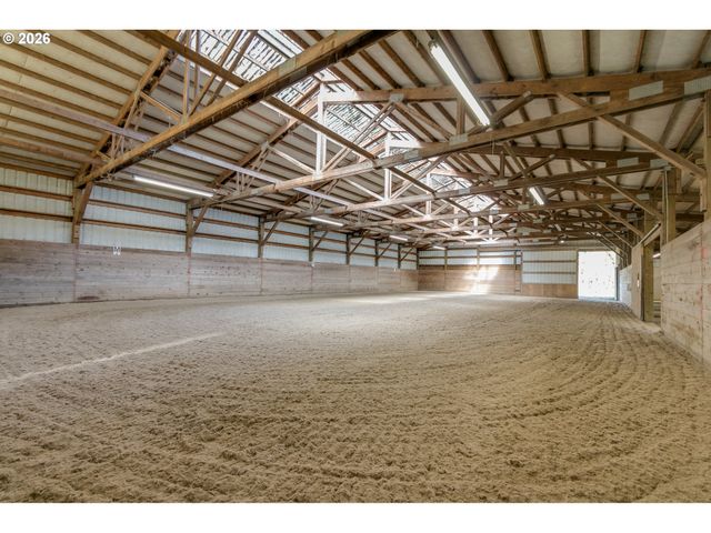 34817 MATTHEWS Rd, Eugene, OR 97405