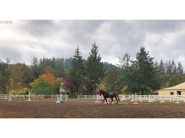 34817 MATTHEWS Rd, Eugene, OR 97405