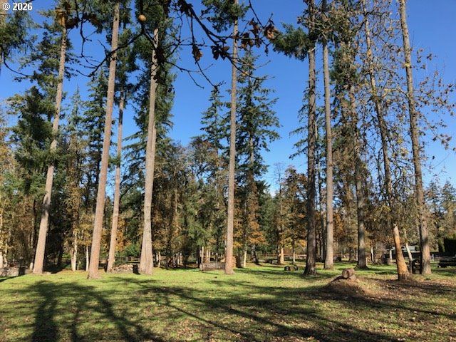 34817 MATTHEWS Rd, Eugene, OR 97405