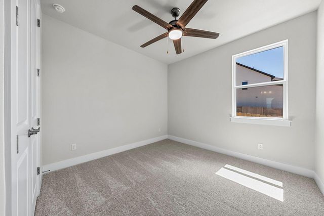 674 Iron Willow LOOP, Dripping Springs, TX 78620