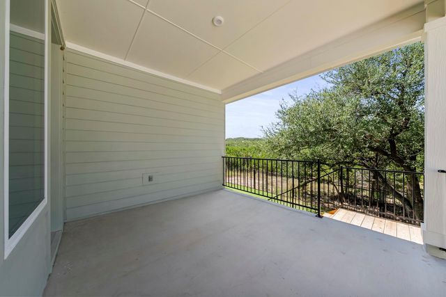 674 Iron Willow LOOP, Dripping Springs, TX 78620