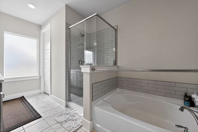 411 W Harwood Road, Euless, TX 76039