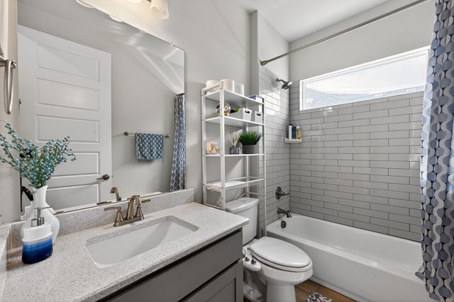 411 W Harwood Road, Euless, TX 76039