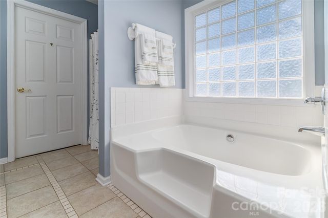 127 Millbranch Lane, Statesville, NC 28625