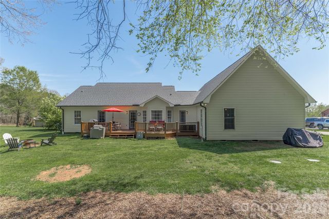 127 Millbranch Lane, Statesville, NC 28625