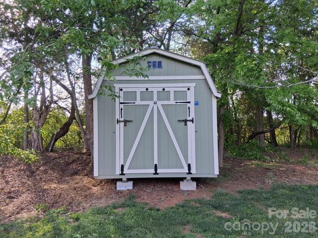 127 Millbranch Lane, Statesville, NC 28625
