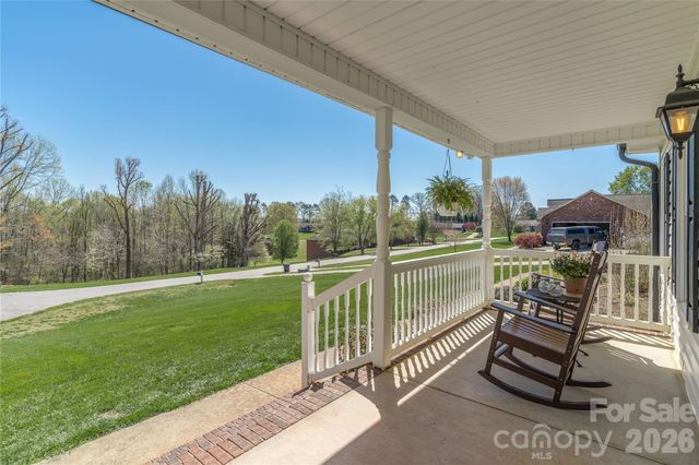 127 Millbranch Lane, Statesville, NC 28625
