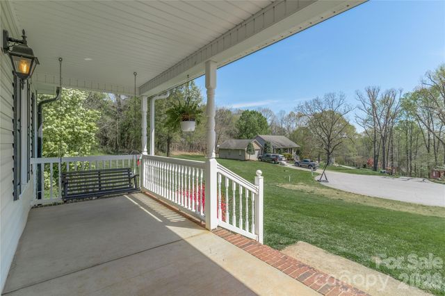 127 Millbranch Lane, Statesville, NC 28625